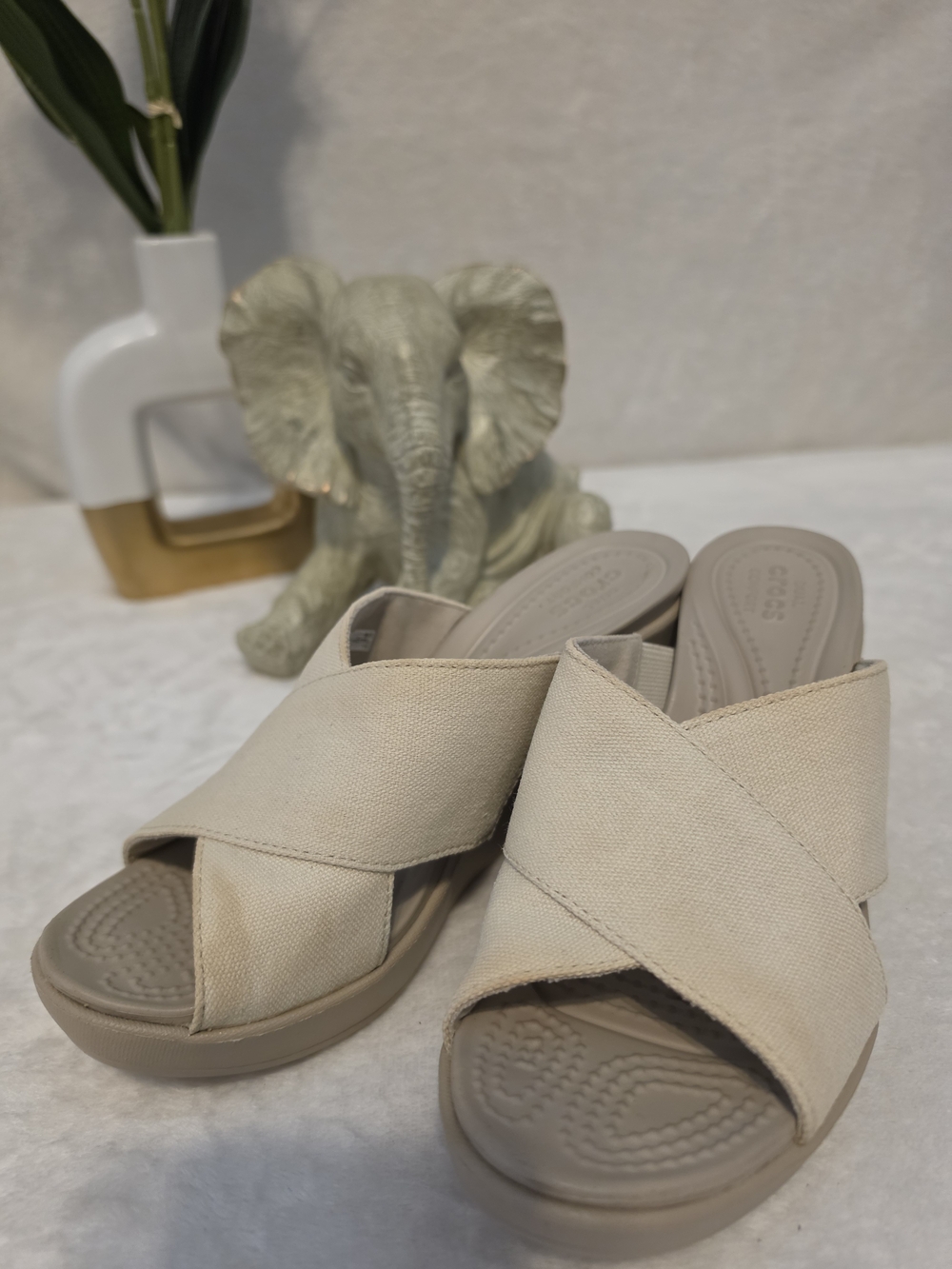 Women’s Beige Crocs Wedge Slide Sandals - Comfortable Cross-Strap Design - Picture 5 of 5